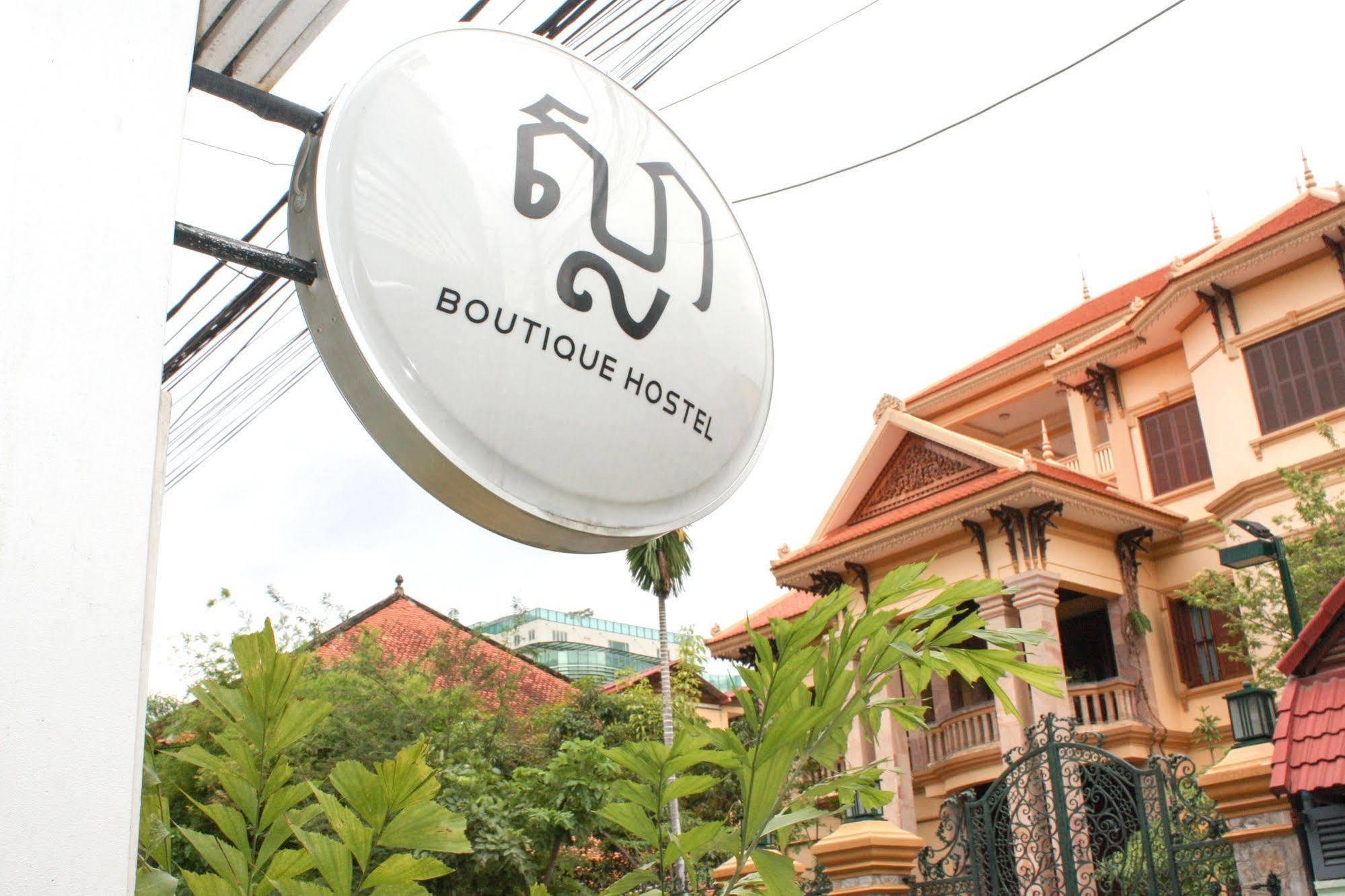Sla Boutique Hostel Phnom Penh Exteriör bild